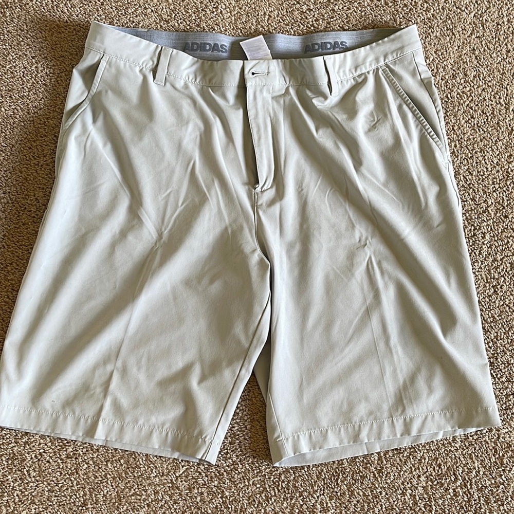 ADIDAS Golf Shorts for Men Size 40”